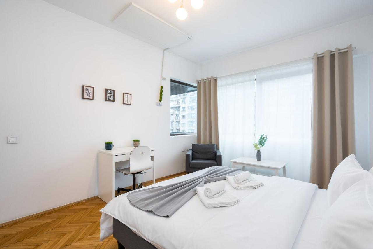 Aonia 2Bdr Apartment - P-Ta Romana View 布加勒斯特 外观 照片