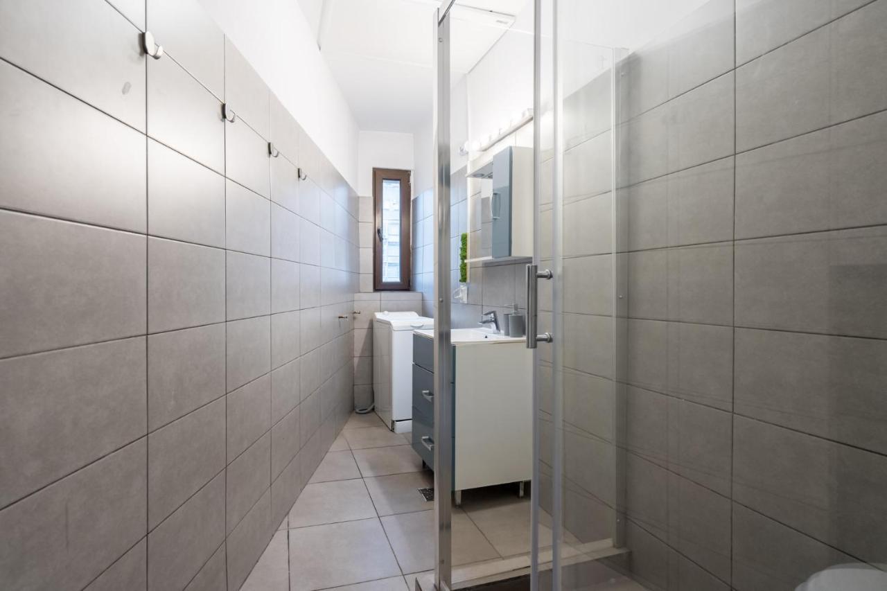 Aonia 2Bdr Apartment - P-Ta Romana View 布加勒斯特 外观 照片